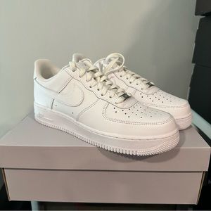 NEW! Nike Air Force 1 '07 Low Triple White (CW2288-111) Mens Size 9.5 Women’s 11